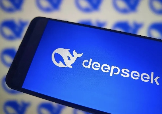 华为原生模型DeepSeek-R1匹敌！