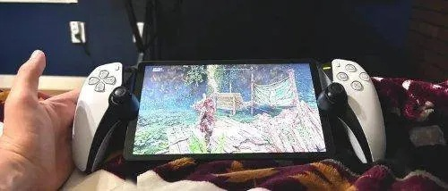 PS新掌机兼容性引热议：PS5游戏畅玩无补丁